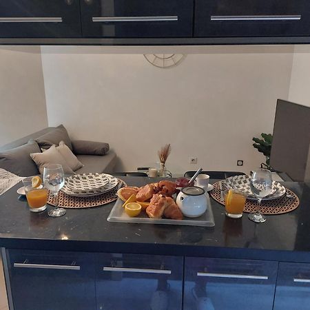 Apartamento The Heynyss'Grace Savigny-sur-Orge Exterior foto
